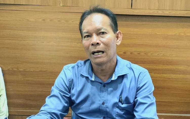 Sekretaris Komisi II DPRD Kalteng, Sengkon. (FOTO: DONNY D)