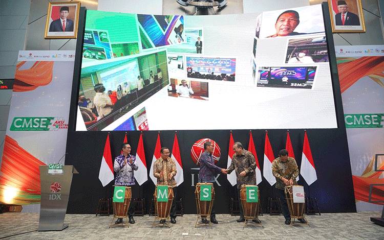 Pembukaan Capital Market Summit & Expo yang disingkat CMSE pada tahun 2023 ini dengan mengangkat tema Aku Investor Saham. (FOTO: Rilis BEI Kalteng)