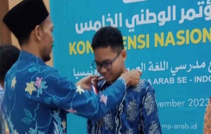 Pelajar MTsN 1 Kapuas yang berhasil meraih juara pada ajang OBA tingkat nasional 2023. (FOTO: IST)