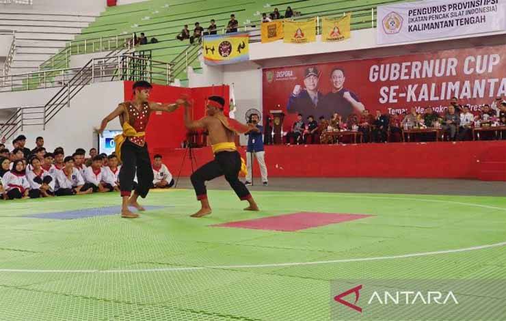 Pembukaan Gubernur Cup Kejuaraan Pencak Silat se-Kalimantan Tengah, Palangka Raya, Kamis (16/11/2023). (ANTARA/Muhammad Arif Hidayat)