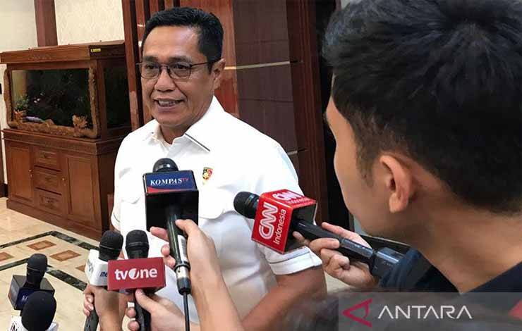 Direktur Tindak Pidana Umum (Dirtipidum) Bareksrim Polri Brigjen Pol. Djuhandhani memberikan keterangan kepada wartawan di sela-sela kegiatan di Kantor Menkopolhukam, Jakarta, Rabu (5/7/2023). ANTARA/Genta Tenri Mawangi