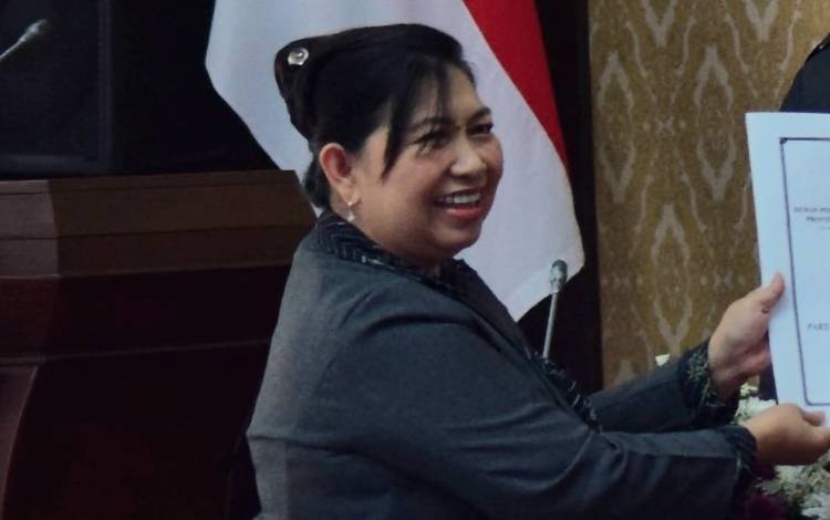 Komisi III DPRD Kalteng, Evi Kahayanti. (FOTO: DONNY D)