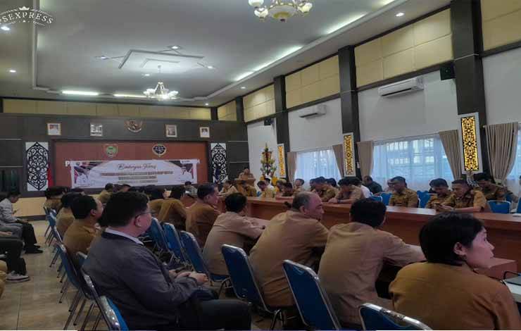 Bimtek RUP siap entri Tahun Anggaran 2024, bertempat di Aula Kantor Dinas Perhubungan Provinsi Kalteng, Selasa, 5 Desember 2023 (Foto: MARINI)