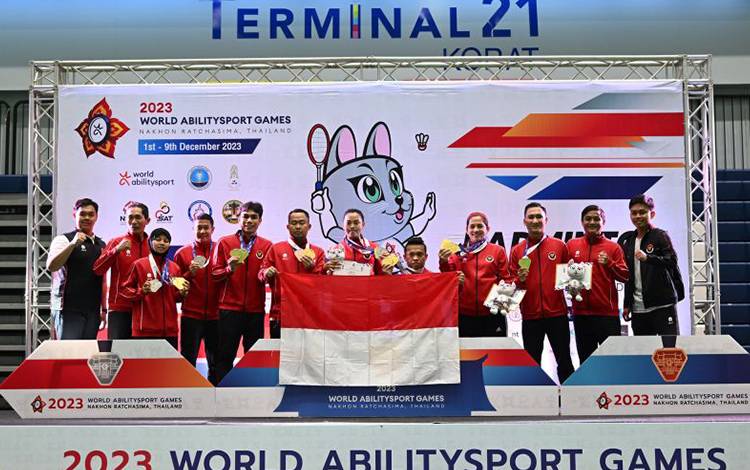 Tim para bulu tangkis Indonesia di World Abilitysport Games (WAG) 2023 Thailand, Jumat (8/12/2023). (ANTARA/HO/NPC Indonesia)