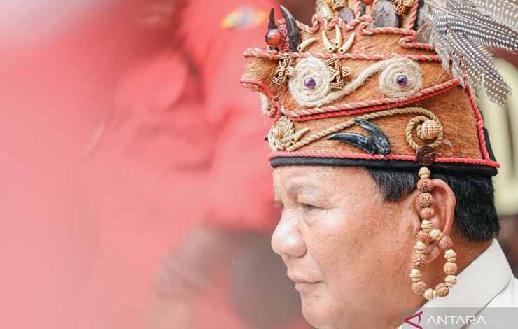 Calon presiden RI sekaligus Menteri Pertahanan Prabowo Subianto saat kunjungan ke Pontianak, Kalimantan Barat, Sabtu (20/1/2024). (ANTARA/HO-Tim Media Prabowo Subianto)