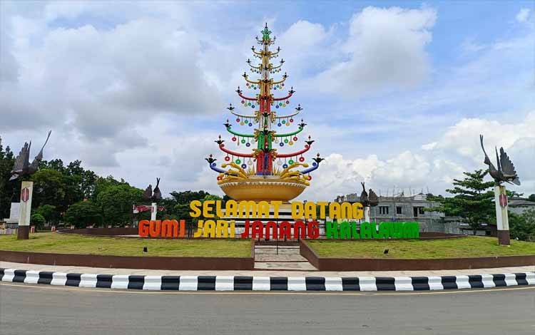 Cuaca cerah berawan di sekitar Kota Tamiang Layang Kabupaten Barito Timur, Selasa, 30 Januari 2024. (FOTO: BOLE MALO)