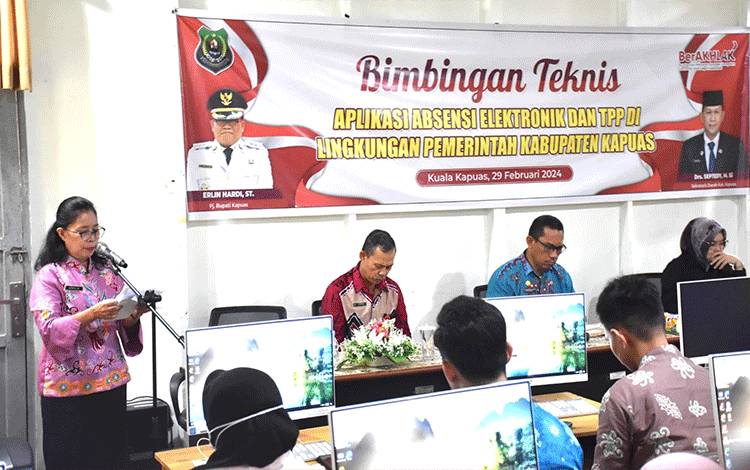 Suasana saat pembukaan Bimtek penggunaan absen elektronik dalam Aplikasi TPP pada Kamis, 29 Februari 2024. (FOTO: IST)