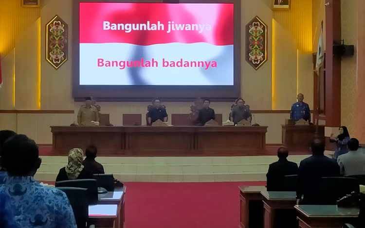 Pelaksanaan rapat paripurna tentang Laporan Keterangan Pertangung Jawaban (LKPJ) bupati Sukamara akhir tahun anggaran 2023, Senin, 18 Maret 2024. (FOTO : NORHASANAH)