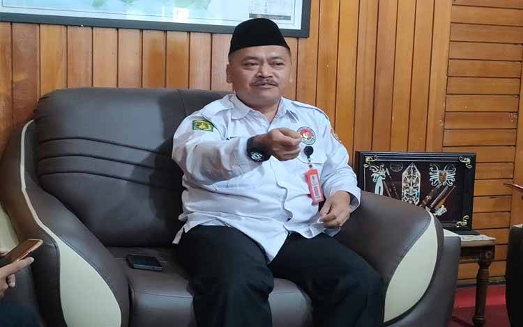 Kepala Disnakertrans Provinsi Kalteng Farid Wajdi (Foto : PATHUR)