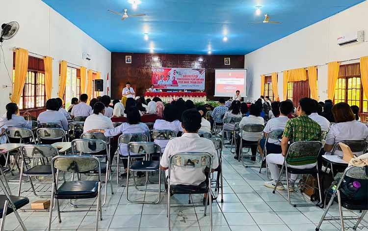 Sosialisasi Pencegahan Perkawinan Anak di Tamiang Layang Kabupaten Barito Timur, Rabu, 8 Mei 2024. (FOTO: IST)