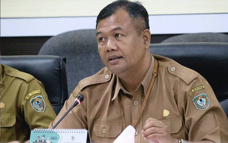 Kepala DPEMdes Seruyan, Taufik Kurahman (FOTO : FAHRUL)