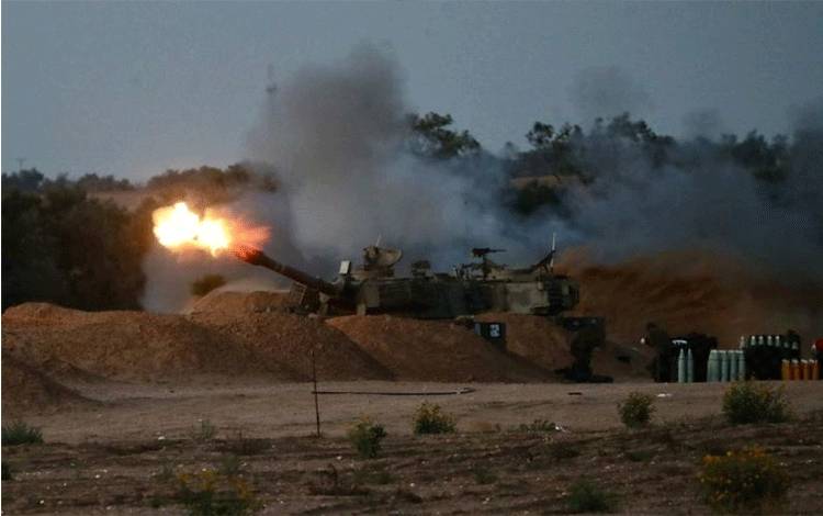 Israel mulai melancarkan serangan intensif ke Rafah, kota paling selatan Gaza, pada Jumat (10/5/2024) setelah perundingan gencatan senjata Israel-Hamas yang diadakan di Kairo, Mesir, gagal mencapai kesepakatan pada Kamis (9/5/2024) (ANTARA/HO)