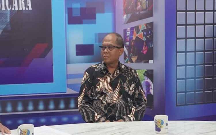 Kepala Badan Pengembangan SDM Kominfo RI Hary Budiarto saat dialog di Palangka Raya. (FOTO:RIZAL)