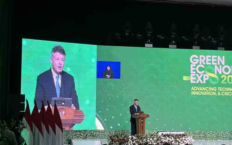 Duta Besar Uni Eropa (European Union/EU) untuk Indonesia dan Brunei Darussalam Denis Chaibi dalam Green Economy Expo 2024 di Jakarta Convention Center, Rabu (3/7/2024). ANTARA/M. Baqir Idrus Alatas