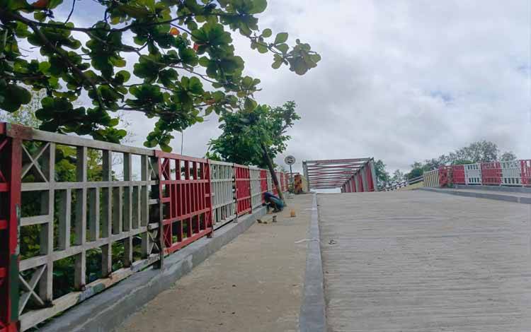 Pengengerjaan Jembatan Djnaias Dajngkan sudah 90 persen FOTO (RETHA)