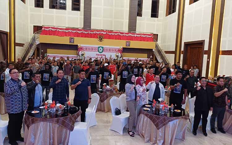 Ramah tamah Bupati Kotawaringin Timur Halikinnor dengan pemain Asing All Star dan Sampit selection, Sabtu malam, 3 Agustus 2024. (FOTO: DEWI)