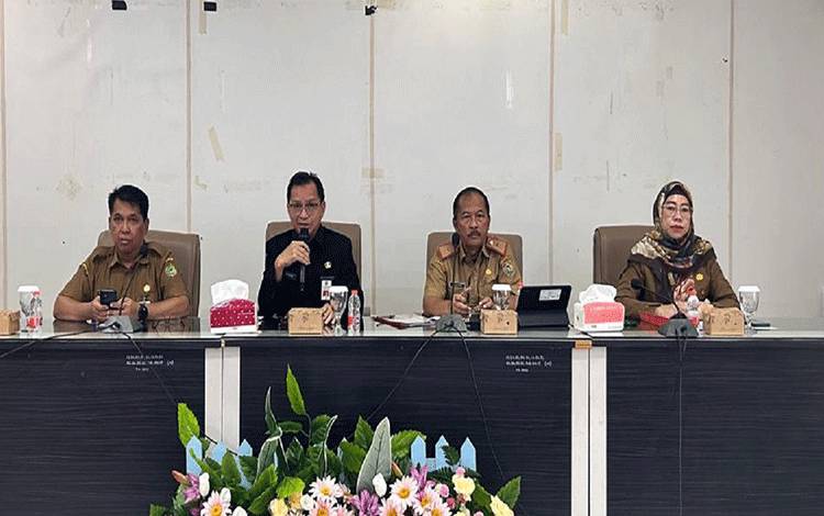 ?Inspektorat Kalteng saat rangkaian Pengawasan Umum dan Teknis di Barito Utara, baru baru ini. (FOTO:INSPEKTORAT KALTENG)