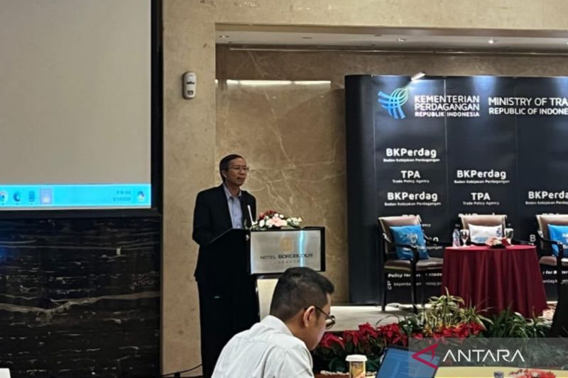Kepala Badan Kebijakan Perdagangan Kementerian Perdagangan, Kasan dalam pembukaan Gambir Trade Talk Transformasi Ritel Modern di Era Digitalisasi di Jakarta, Rabu (14/8/2024). ANTARA/Maria Cicilia Galuh.