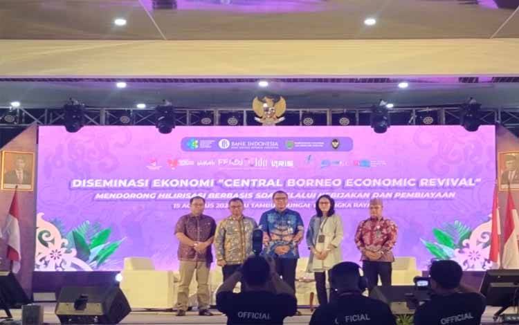 Diseminasi ekonomi dalam rangkaian kegiatan Pesona Tambun Bungai dan BBI-BBWI di GPU Tambun Bungai pada Kamis, 15 Agustus 2024.(FOTO: TESTI PRISCILLA)