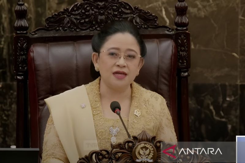 The House of Representatives (DPR) Speaker Puan Maharani in a speech during the joint session of the DPR and the Regional Representative Council (DPD) ???????at the Parliamentary Complex in Jakarta on Friday (August 16, 2024).ANTARA/YouTube/DPR RI/Nadia Putri Rahmani