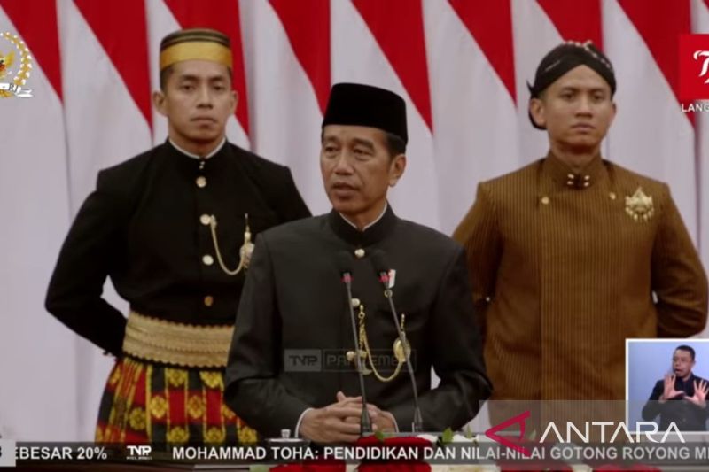President Joko Widodo (Jokowi) delivers performance reports on state institutions and a State of the Nation Address at the Parliamentary Complex, Jakarta, on Friday (August 16, 2024). ANTARA/YouTube/DPR RI/Mentari Dwi Gayati
