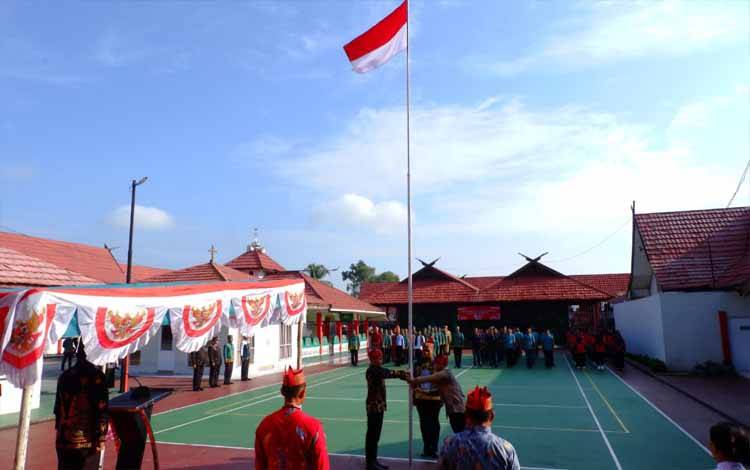 Upacara peringatan HUT ke-79 RI di Lembaga Pemasyarakatan Kelas IIB Sampit, Sabtu, 17 Agustus 2024. (FOTO: Lapas Sampit)