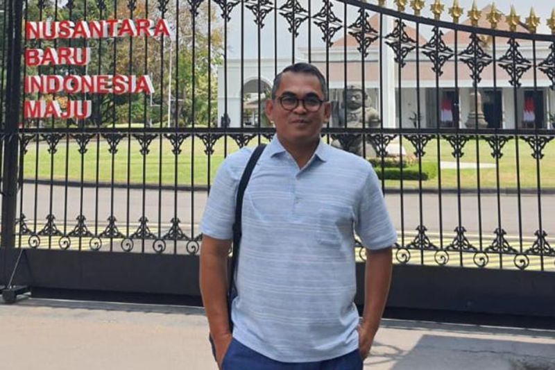 Pengamat ekonomi FEB Universitas Jember Adhitya Wardhono, PhD. ANTARA/Dok pribadi.