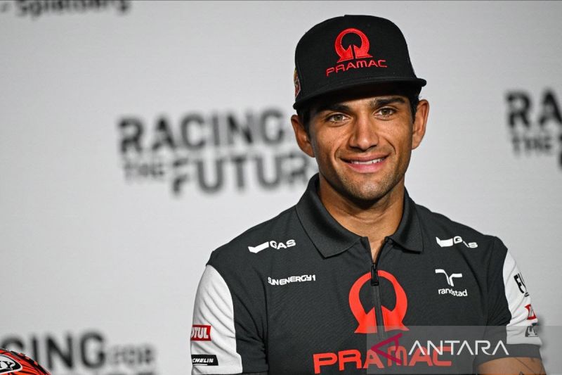 Pembalap Prima Pramac Racing Jorge Martin saat melakukan konferensi pers jelang Grand Prix Austria, Kamis (15/8/2024). ANTARA/HO-MotoGP/am.