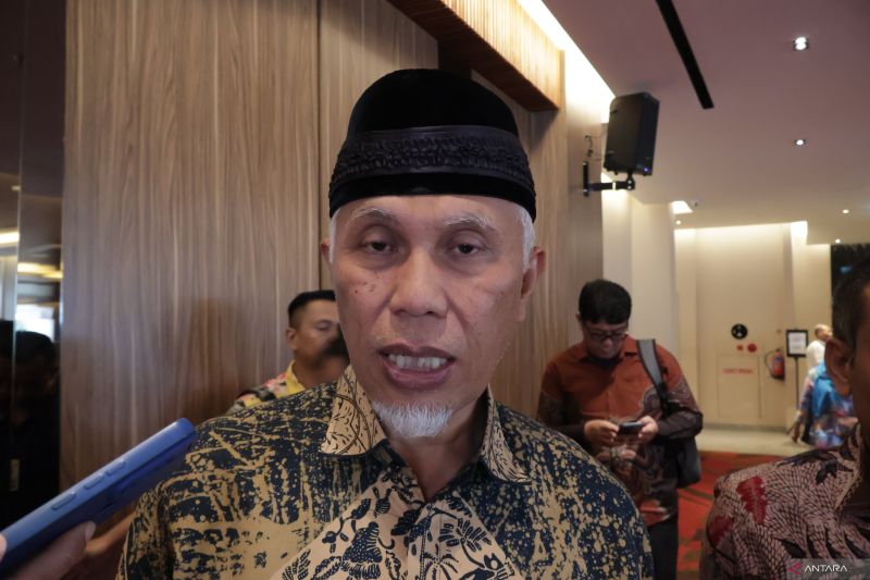 Gubernur Sumatera Barat (Sumbar) Mahyeldi. (ANTARA/Muhammad Zulfikar).