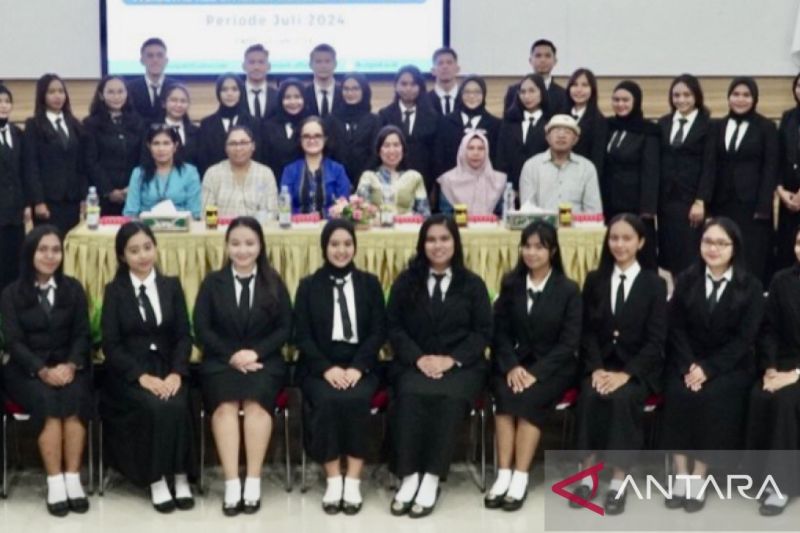Mahasiswa Kedokteran Universitas Pattimura (Unpatti) (Antara/Dedy Azis)