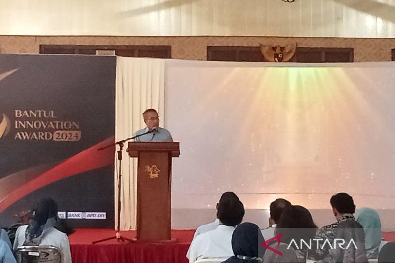 Bupati Bantul Daerah Istimewa Yogyakarta Abdul Halim Muslih (ANTARA/Hery Sidik)
