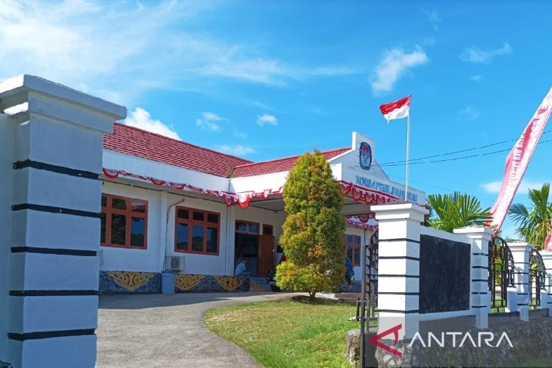 Sekretariat Komisi Pemilihan Umum Biak di Jalan Mandouw Distrik Samofa masih sepi ANTARA/Muhsidin