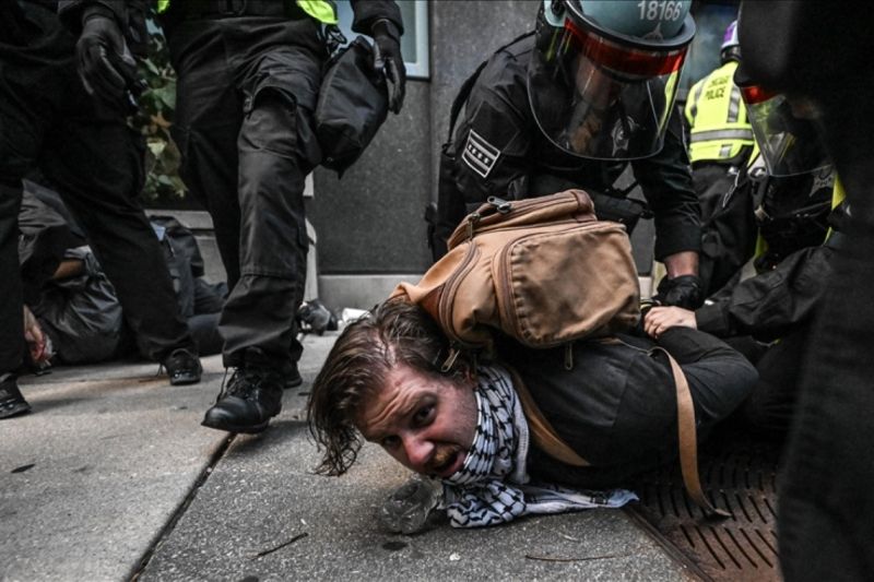 Sebanyak 74 orang ditangkap selama protes pro-Palestina di Chicago, Illinois, AS. ANTARA/Anadolu/PY
