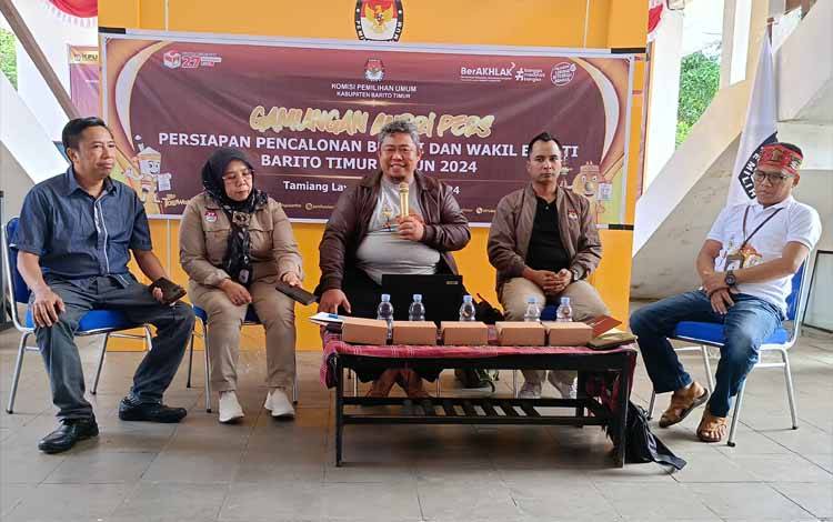 Acara Gamungan Andri Pers di Kantor KPU Barito Timur, Sabtu, 24 Agustus 2024. (FOTO: BOLE MALO)