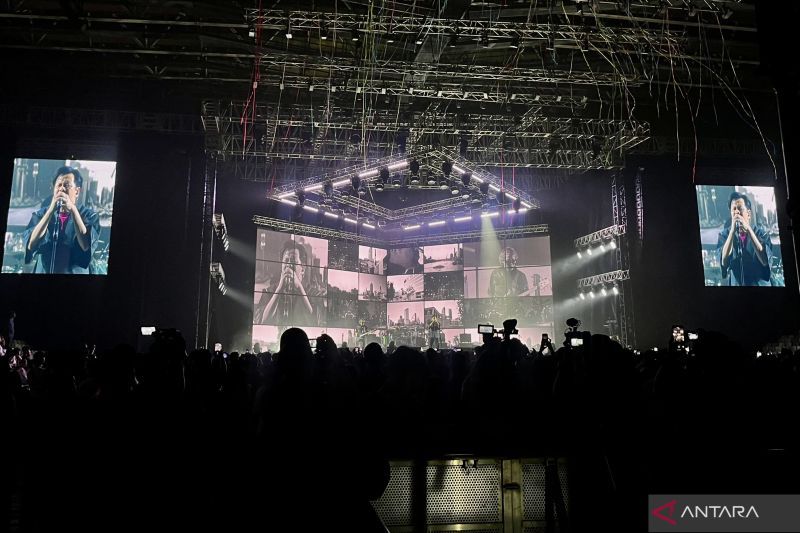 Konser GIGInfinity di Istora Senayan, Jakarta, Sabtu. (ANTARA/Putri Hanifa)