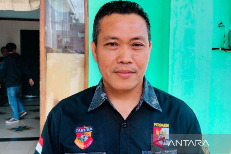 Kepala Dinas Tenaga Kerja dan Transmigrasi (Disnakertrans) Kabupaten Rejang Lebong Syamsir. (ANTARA/dok. Nur Muhamad)