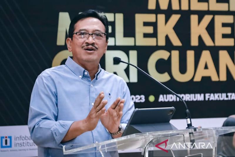 Kepala Departemen Literasi, Inklusi Keuangan, dan Komunikasi Otoritas Jasa Keuangan (OJK) Aman Santosa. ANTARA/HO-OJK/aa. (Handout Humas OJK)