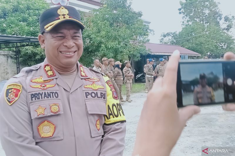 Kapolres Penajam Paser Utara, Kalimantan Timur AKBP Supriyanto (ANTARA/Nyaman Bagus Purwaniawan)