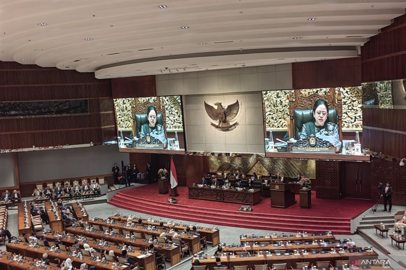 Rapat Paripurna khusus memperingati HUT Ke-79 DPR RI di Gedung Nusantara II, Kompleks Parlemen, Senayan, Jakarta, Kamis (29/8/2024). (ANTARA/Melalusa Susthira K.)