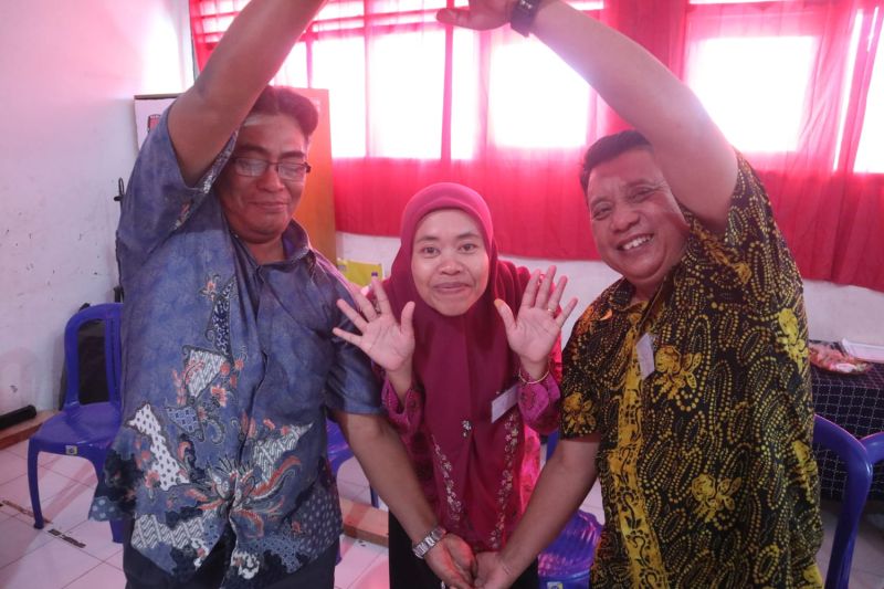 Tim Pengabdian Masyarakat (Pengmas) UI melalui RoCMHI menginisiasi penyelenggaraan Pelatihan Keterampilan Welas Asih bagi guru-guru di SMPN 4 Muncar Satu Atap, Banyuwangi, pada 23-24 Agustus 2024. ANTARA/HO-Humas UI