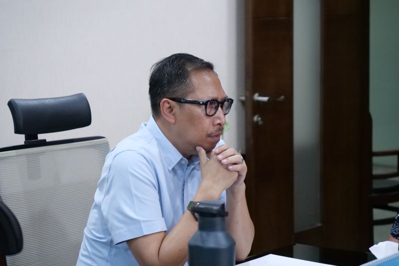 Arsip - Kepala Bapenda Jabar Dedi Taufik memberikan keterangan dalam sebuah rapat. (ANTARA/Dokumentasi Pribadi)