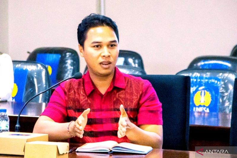 Akademisi Universitas Pendidikan Ganesha (Undiksha) Singaraja Bali, Ketut Trika Adi Ana. ANTARA/IMBA Purnomo