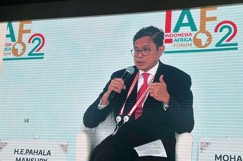 Deputy Minister of Foreign Affairs Pahala Mansury at the Panel Discussion I session of the Indonesia-Africa Forum II in Nusa Dua, Bali, on Monday (September 2, 2024). (ANTARA/Kuntum Riswan/rst)