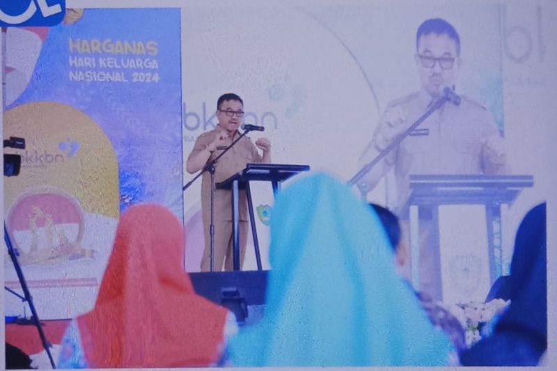 Sekprov Sulsel Jufri Rahman memberikan sambutan pada acara Harganas di Kabupaten Maros, Senin,(2/9/2024).ANTARA/HO-Humas Pemprov Sulsel