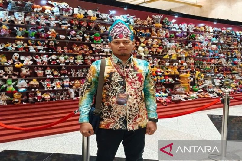 Kepala Divisi Teknis Penyelenggaraan Komisioner Komisi Pemilihan Umum (KPU) Kabupaten Tanah Bumbu Mubarak di Batulicin, Provinsi Kalimantan Selatan, beberapa waktu lalu. (ANTARA/Sujud)