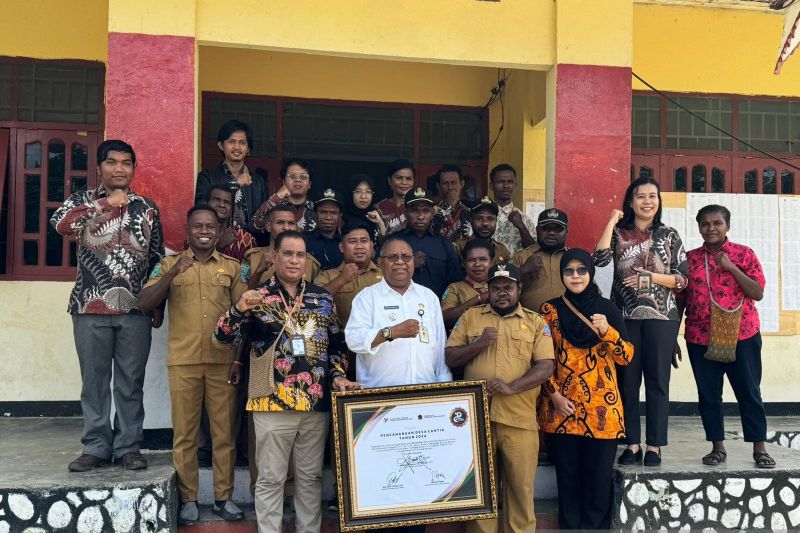BPS Sorsel melakukan sosialisasi pencanangan desa cinta statistik. ANTARA/Paulus Pulo