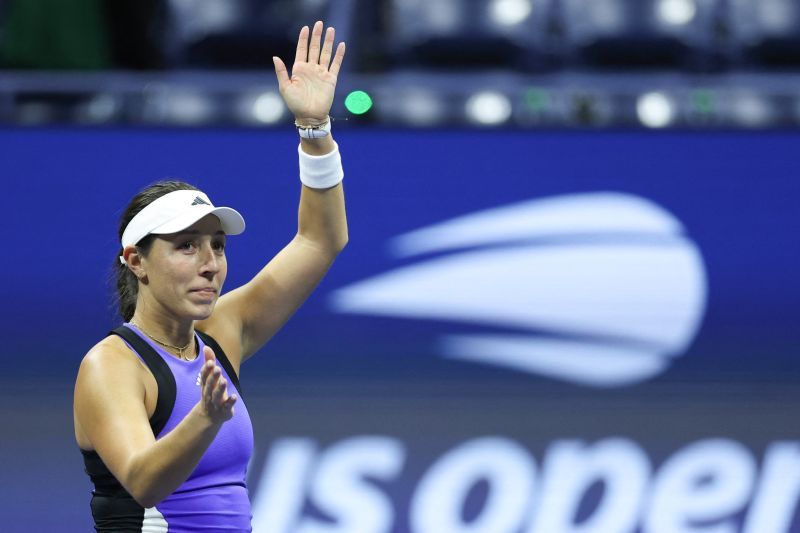 Petenis AS Jessica Pegula merayakan kemenangan setelah mengalahkan petenis Ceko Karolina Muchova dalam semifinal US Open di USTA Billie Jean King National Tennis Center, New York, AS, Kamis (5/9/2024). (ANTARA/AFP/Charly Triballeau)