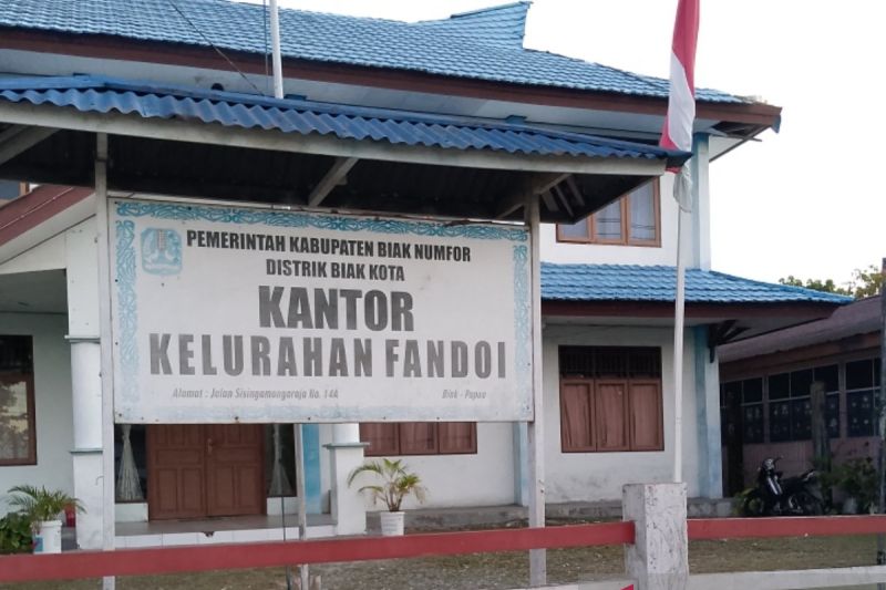 Kelurahan Fandoi Distrik Biak Kota merupakan wilayah kelurahan yang memiliki jumlah penduduk terbesar di Kabupaten Biak Numfor, Papua.ANTARA/Muhsidin