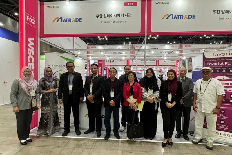 Delegasi Indonesia saat menghadiri World Smart City Expo (WSCE) 2024 di Korea International Exhibition Center, Korea Selatan, pada 2-6 September 2024. (ANTARA/HO-Puspen Kemendagri)