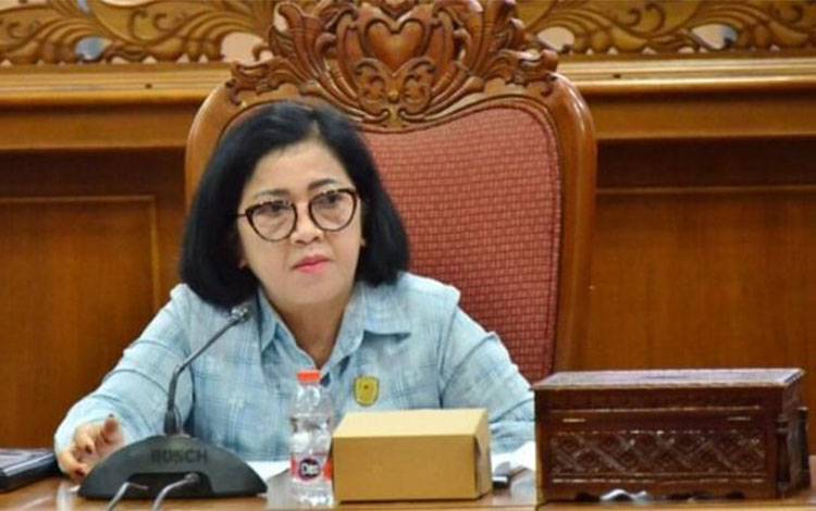 Ketua sementara DPRD Kotim, Rinie Anderson mengapresiasi pemerintah daerah yang telah memberikan dukungan penuh untuk memajukan olahraga di Kabupaten Kotim. (PPOST/Muhammad Taufiq Akbar)